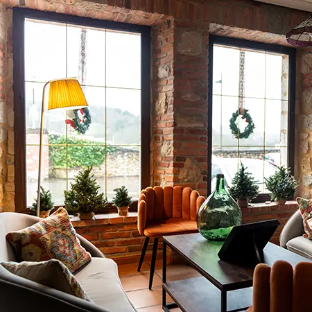 Hotel sitting area warm and inviting decor